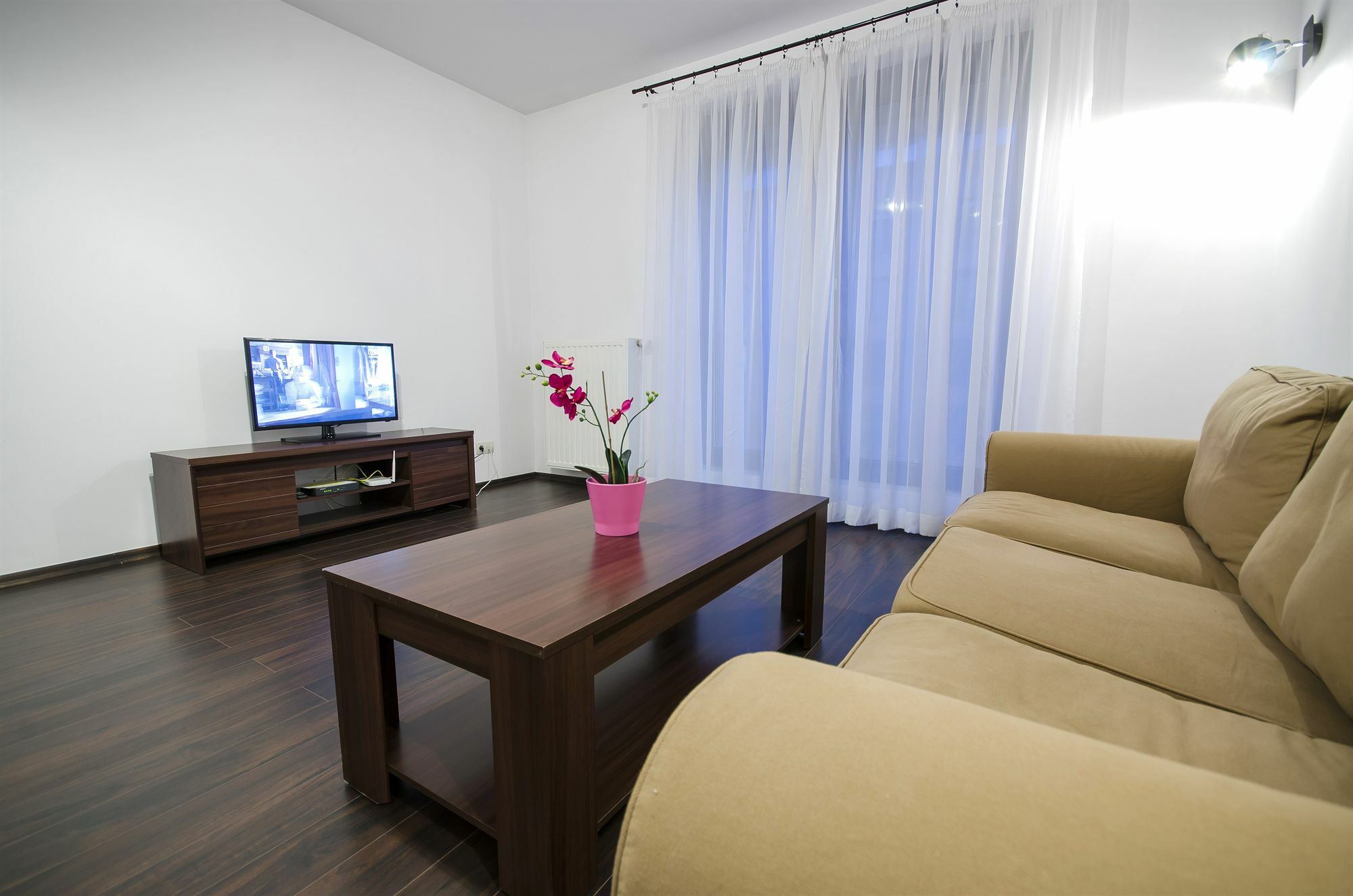 Angel City Center Krakow Aparthotel Esterno foto
